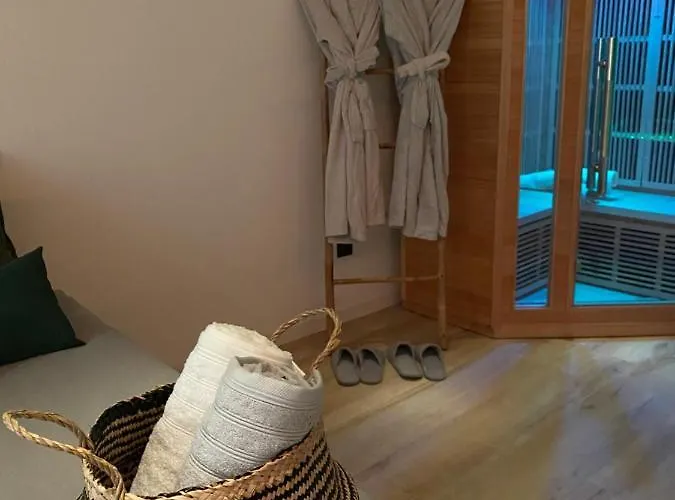 Sweet Exotique By Locations_lepuyenvelay